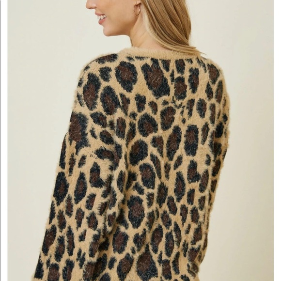 Women's Leopard Mohair Sweater size S NWT!! - Picture 4 of 5